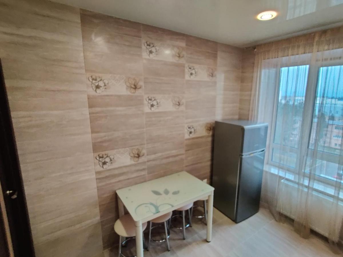 Сучасна Квартира Lutsk Luaran gambar